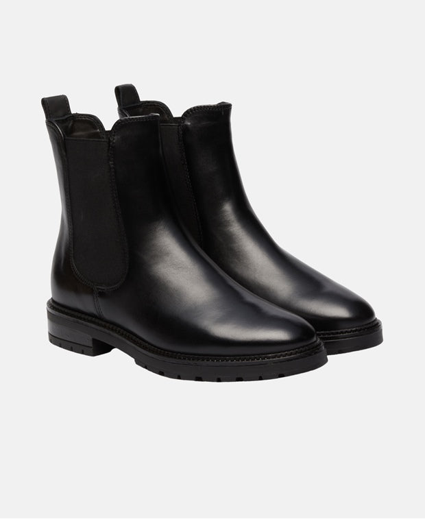 Chelsea Boots