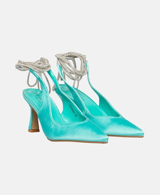 W92032-11 Slingback Pumps