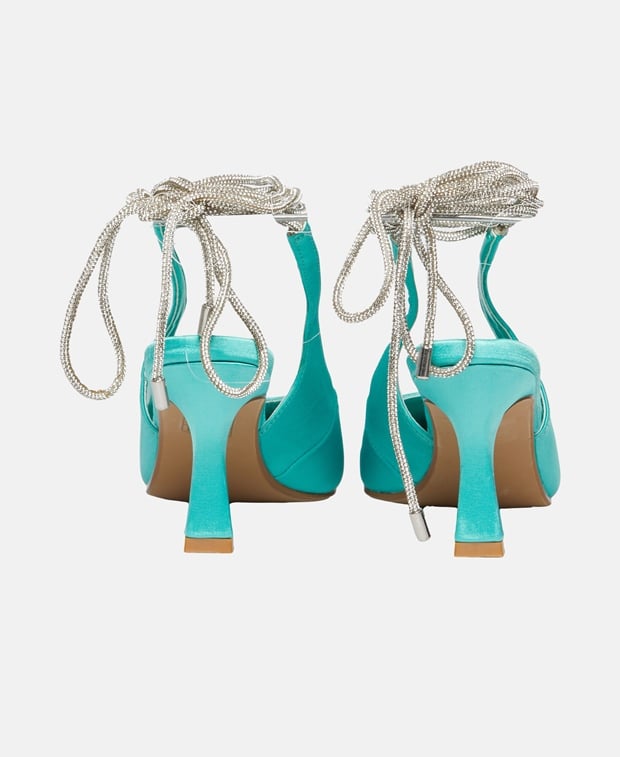 W92032-11 Slingback Pumps