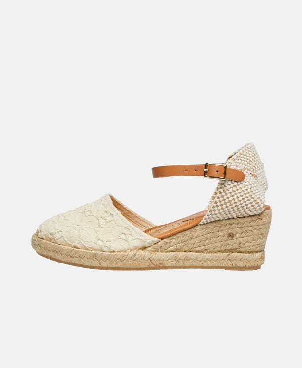 Alma Keilsandalette