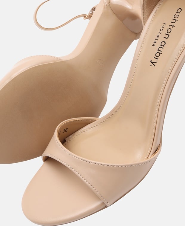 L0348-10 Sandaletten