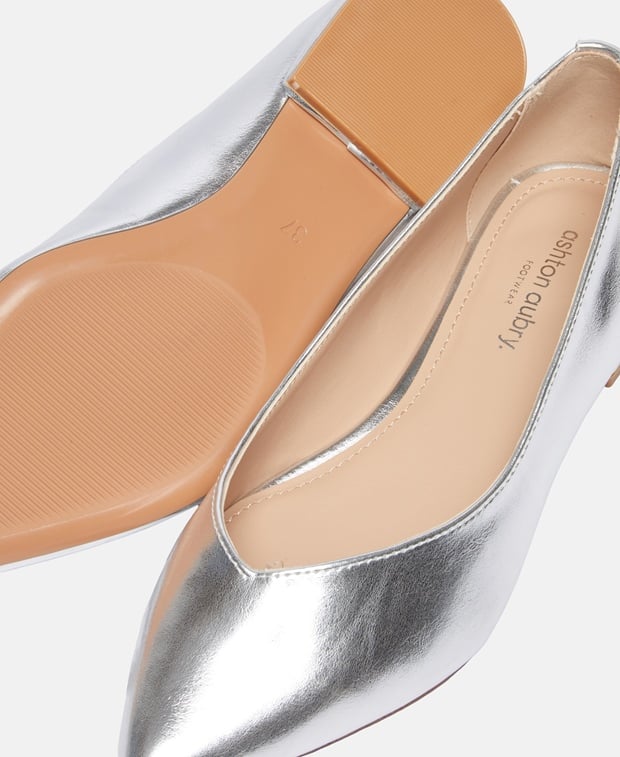 Ballerinas