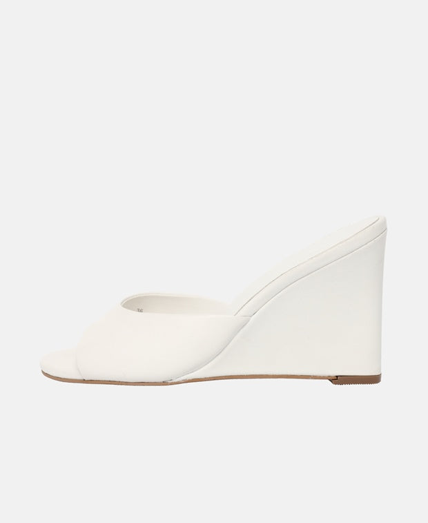 Keilsandalette