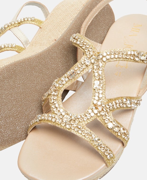 Keilsandalette