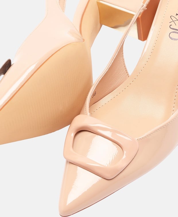 C062 Slingback Pumps