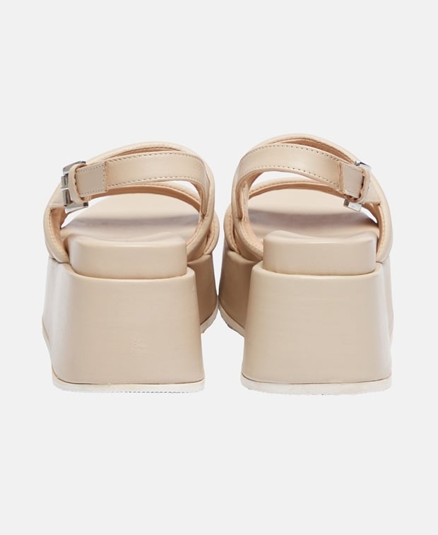 Plateau-Sandalen