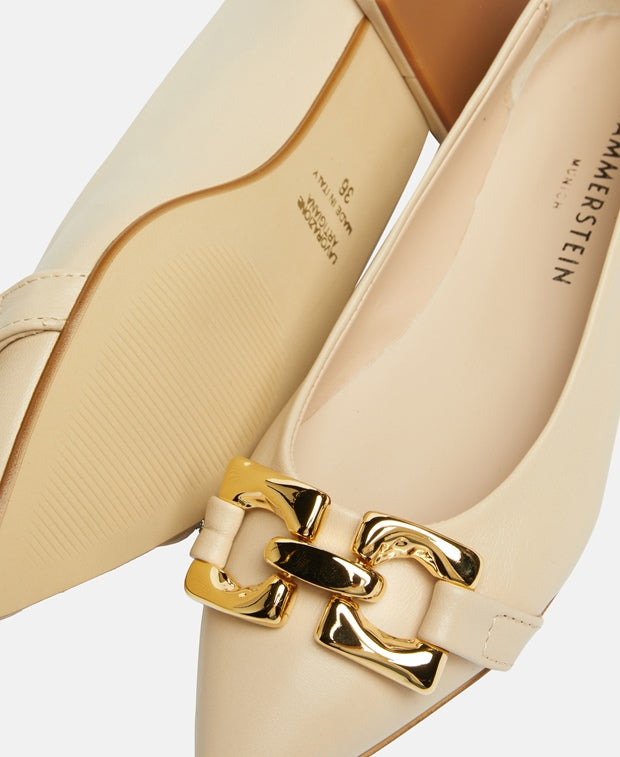 Flat Pumps