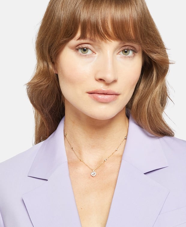 Halskette mit Anhänger