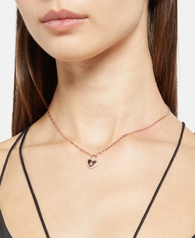 Halskette mit Anhänger