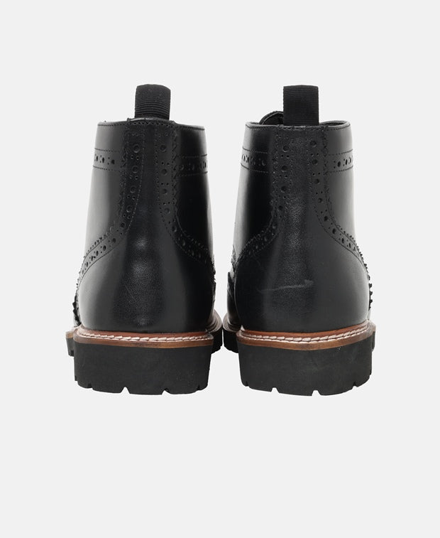 Schnürboots