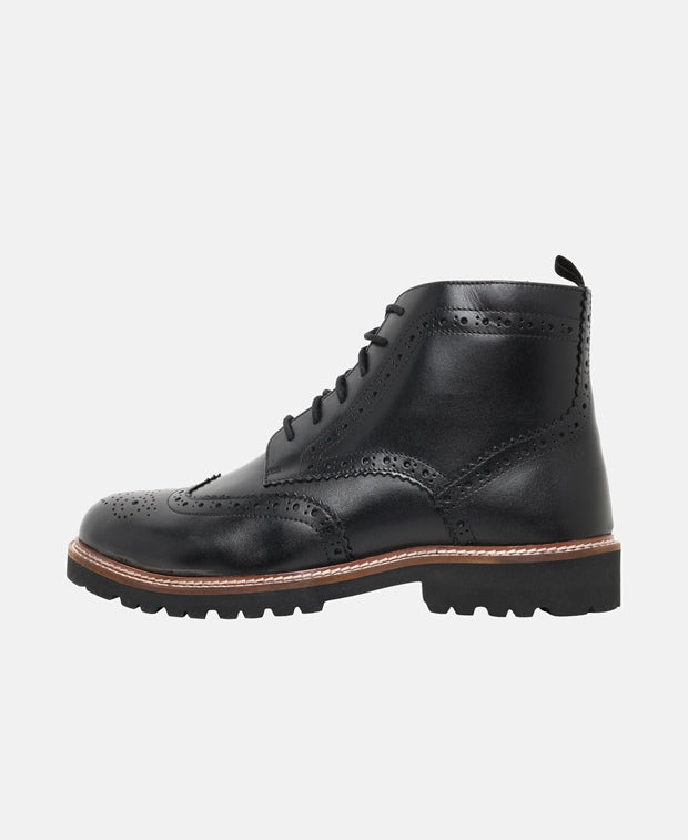 Schnürboots