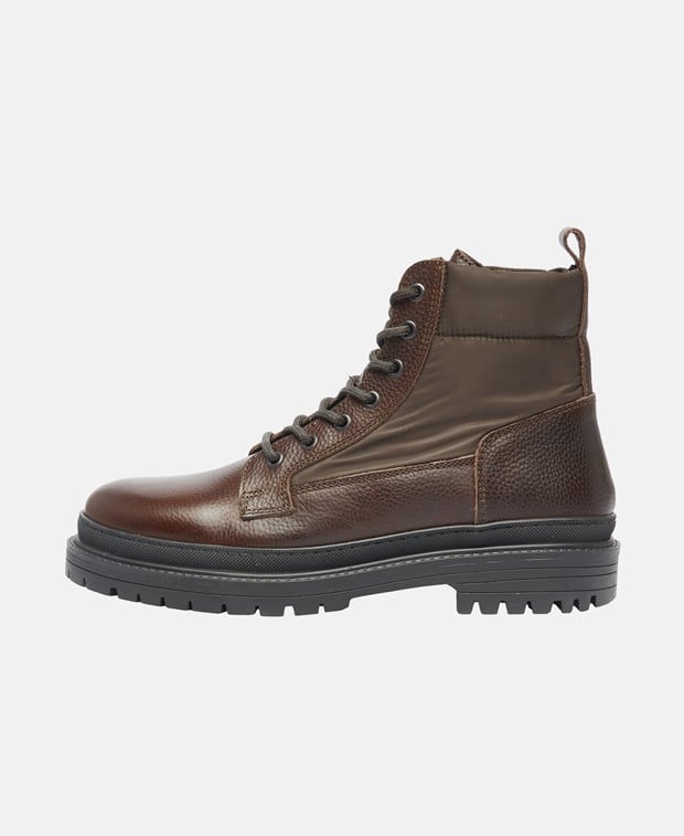 Schnürstiefeletten