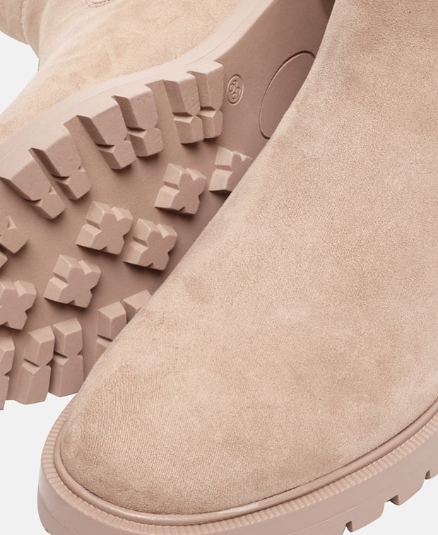 Chelsea Boots