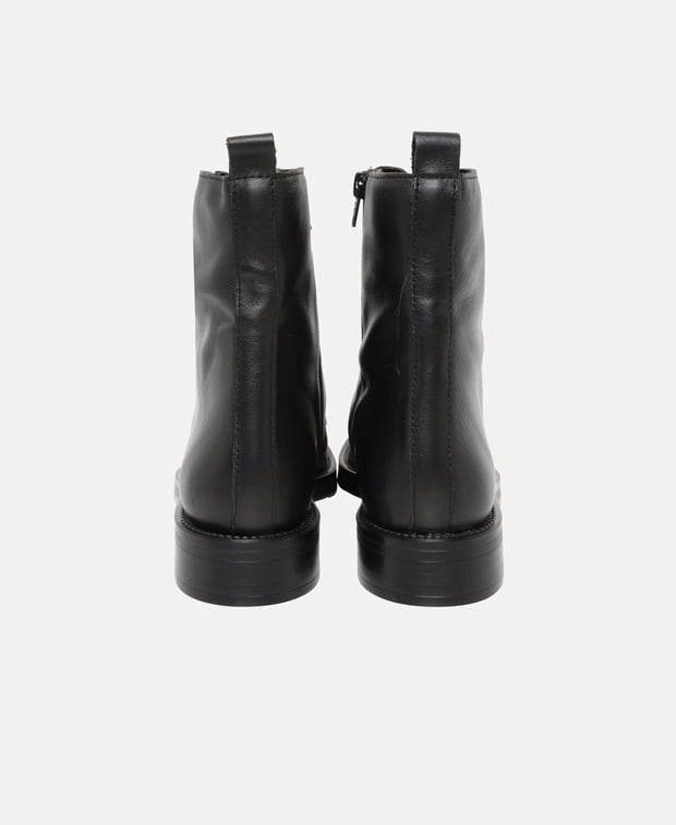 Schnürboots