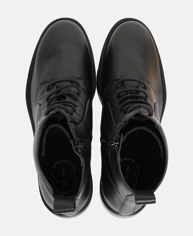 Schnürboots
