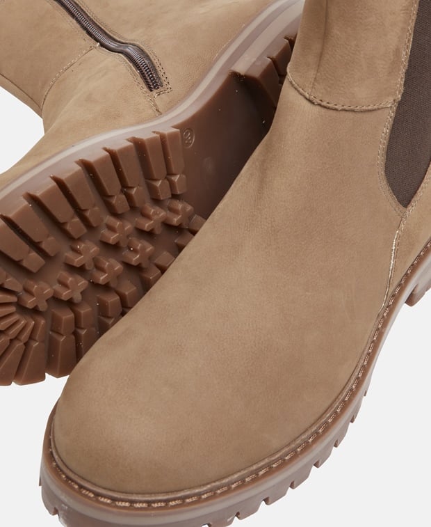 Chelsea Boots