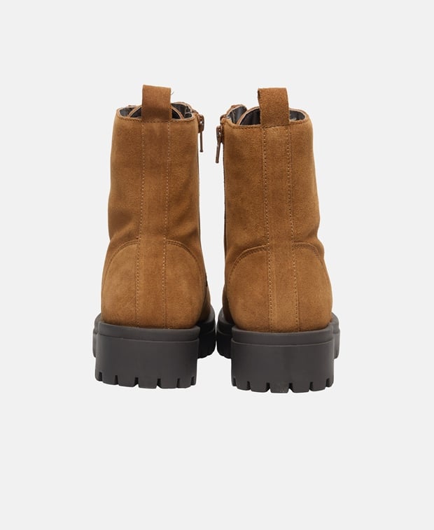 Schnürstiefeletten