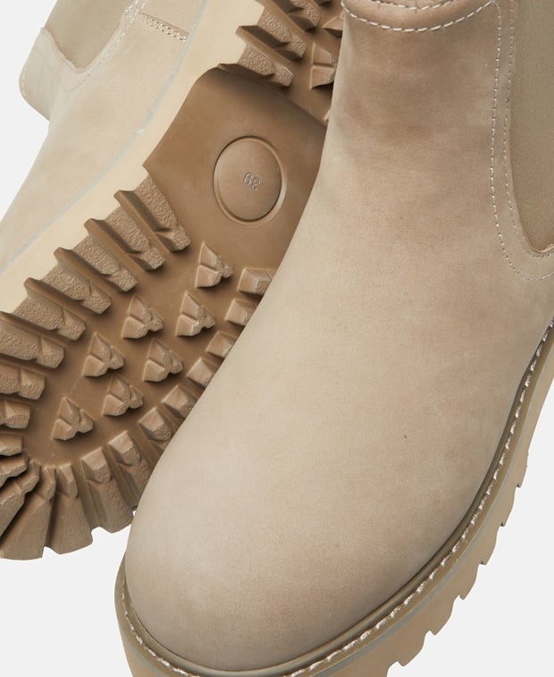 Chelsea Boots