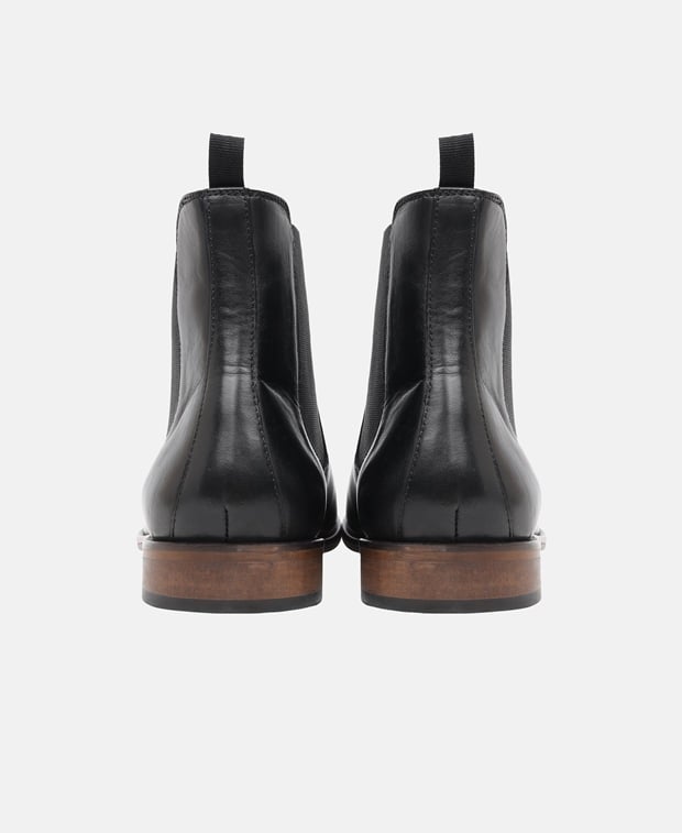 Chelsea Boots