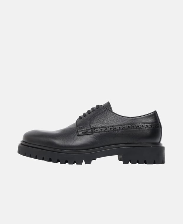 Schnürschuhe