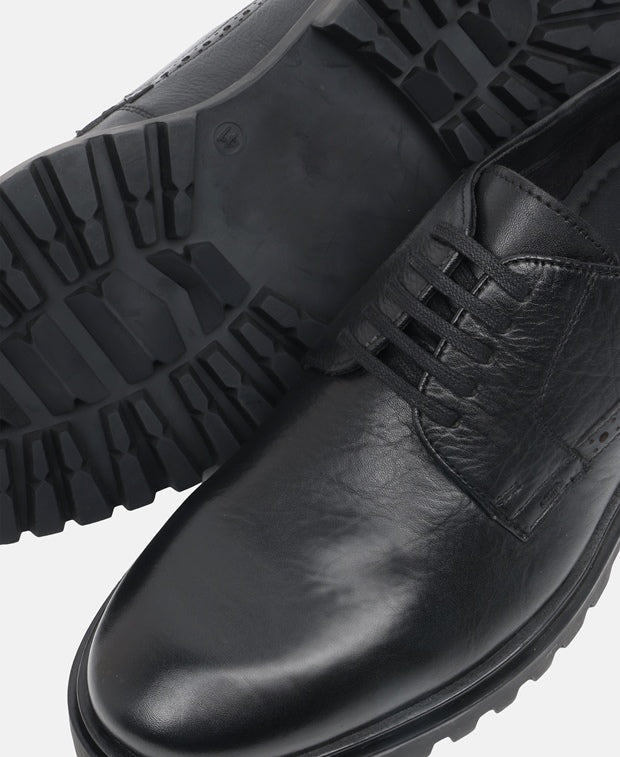 Schnürschuhe