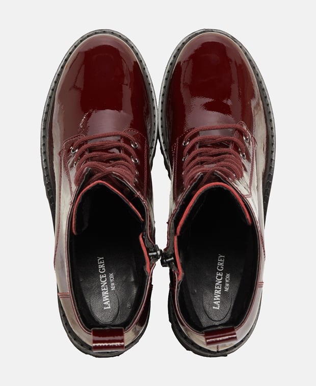 Schnürstiefeletten
