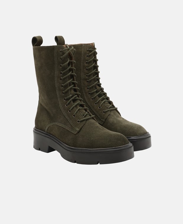 Schnürboots