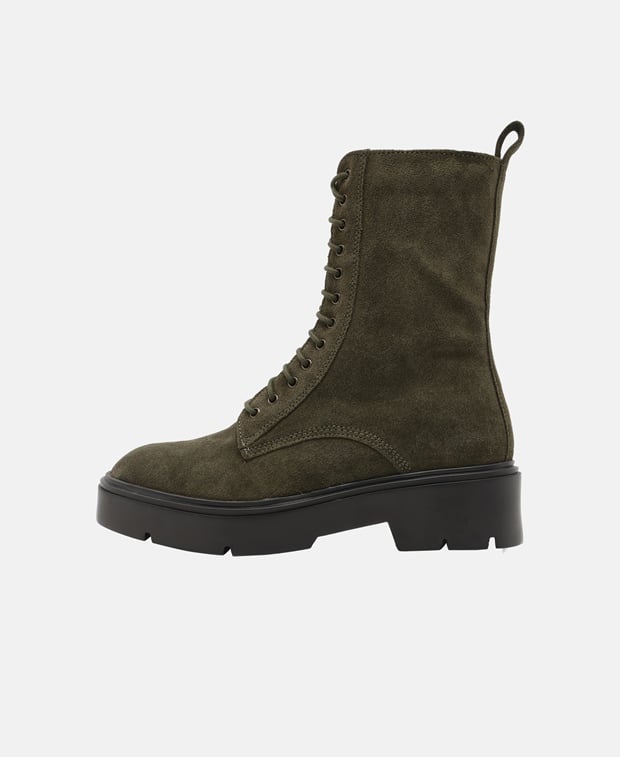 Schnürboots