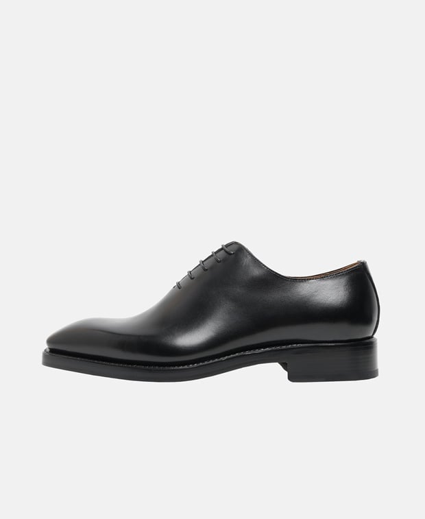 Schnürschuhe