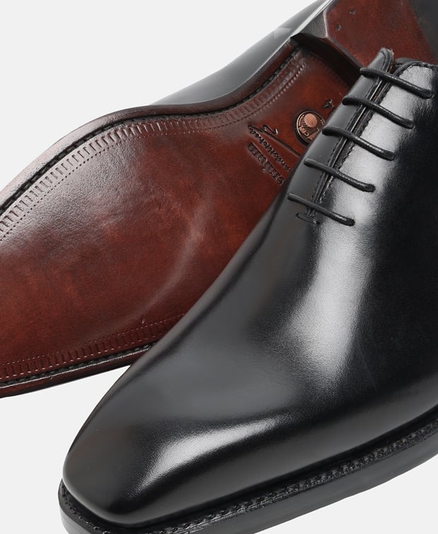Schnürschuhe