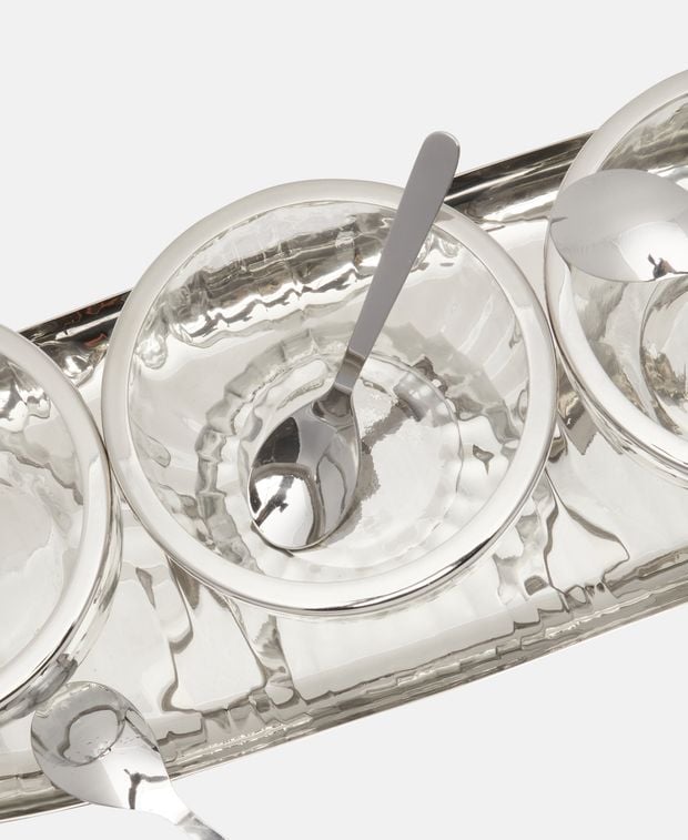 Schalen-Set mit Unterlage