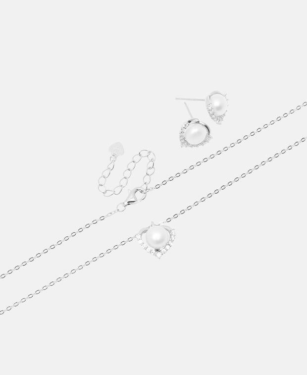 Set aus Halskette und Ohrstecker