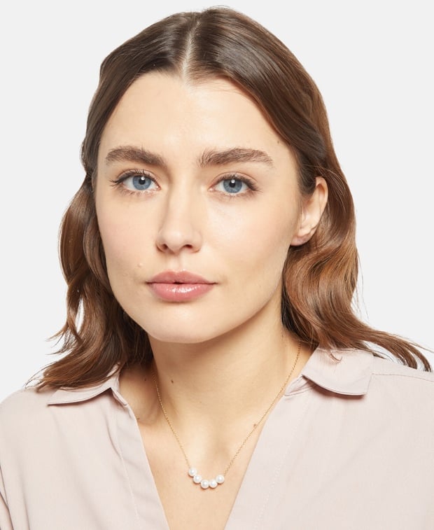 Halskette mit Perlenanhänger