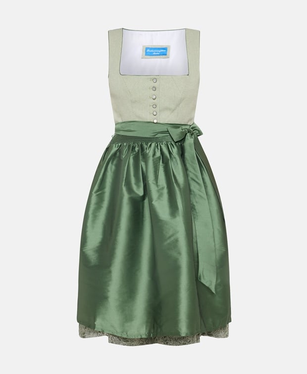 Dirndl mit Schürze