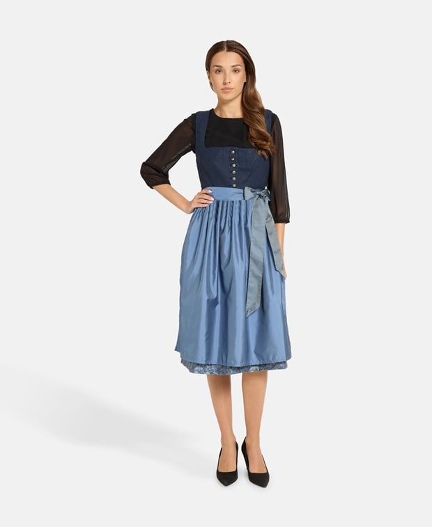 Dirndl mit Schürze