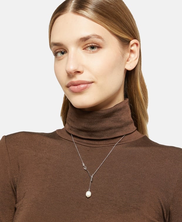 Halskette mit Anhänger