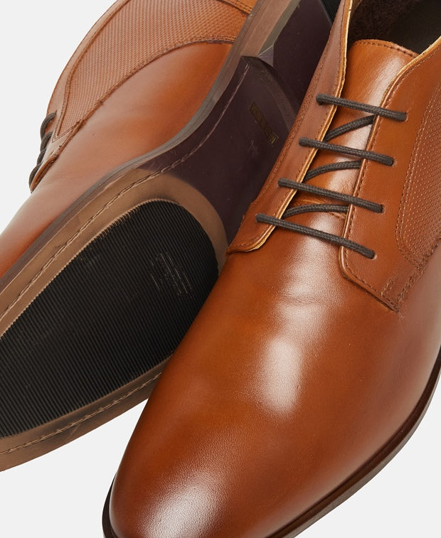 Schnürstiefeletten