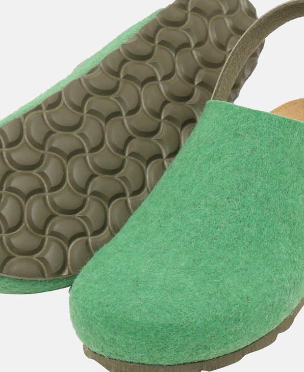 Clogs