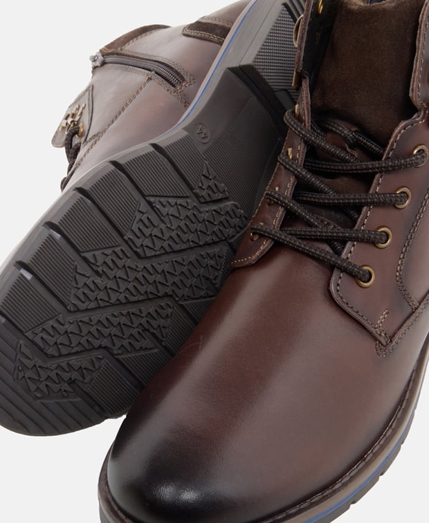 Schnürboots