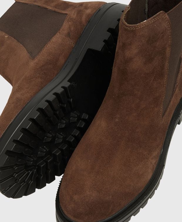 Chelsea Boots