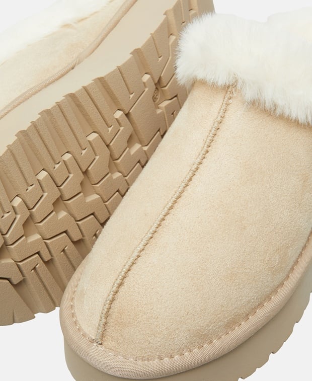 Plateau Clogs