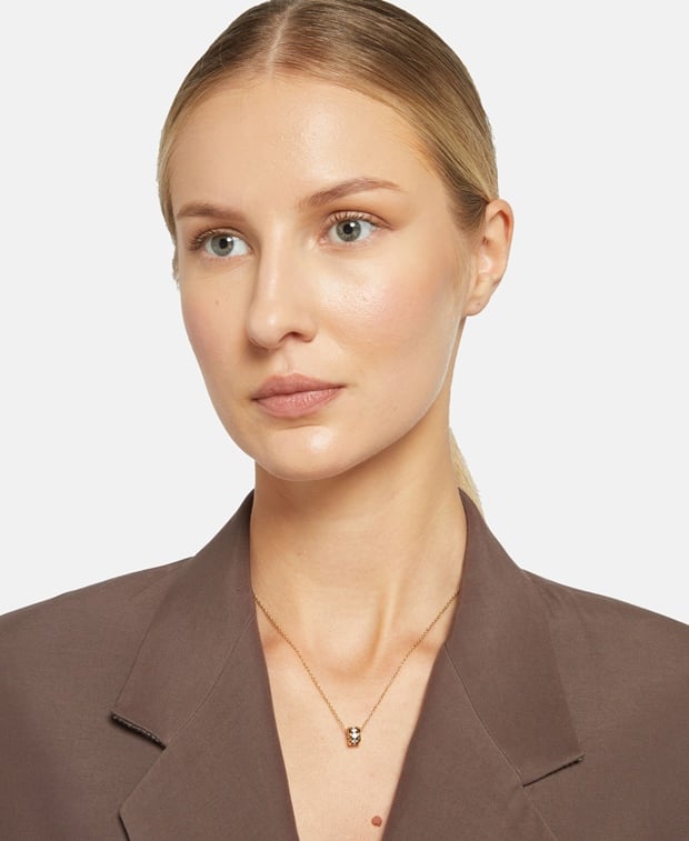 Halskette mit Anhänger