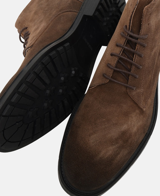 Schnürstiefeletten