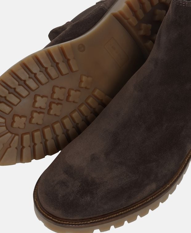 Chelsea Boots