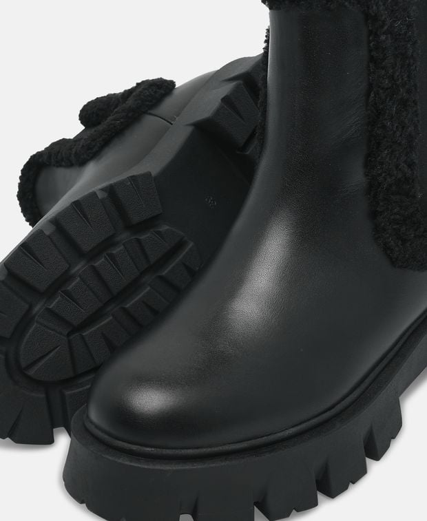 Chelsea Boots