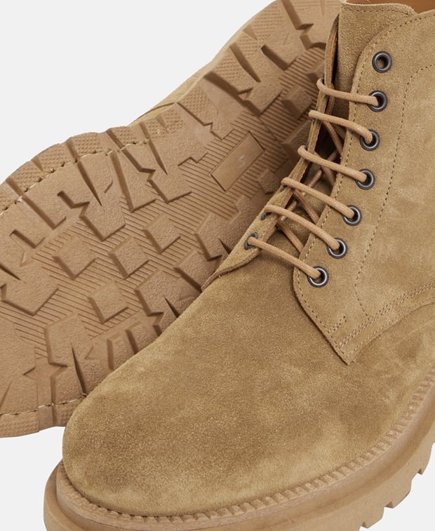 Schnürboots