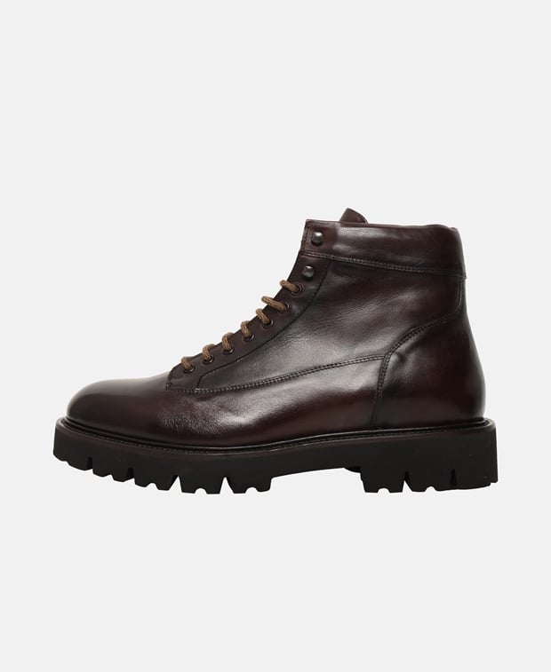 Schnürstiefeletten