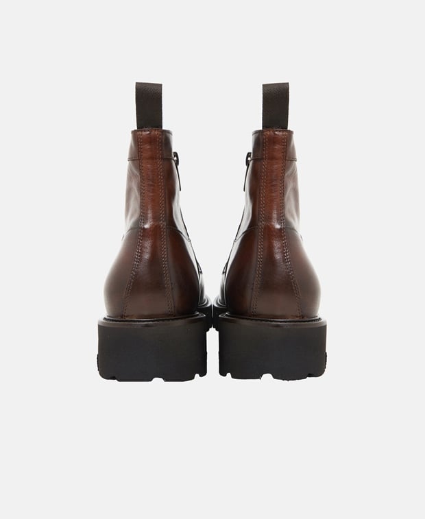 Schnürboots