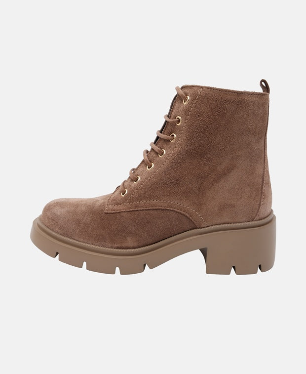 Schnürboots