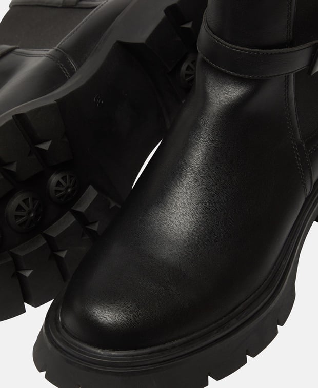 Chelsea Boots